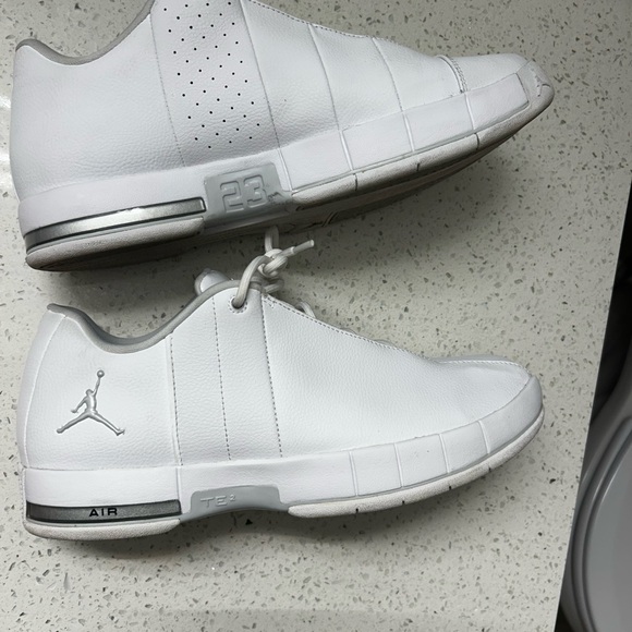 Jordan Men's White Leather Sneakers - Picture 2 of 5